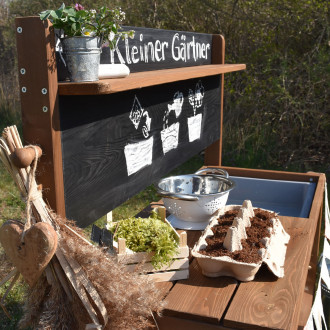 Meppi modderkeuken Kleine tuinman met bord, bruin