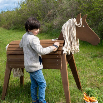 Meppi drewniany koń do ogrodu